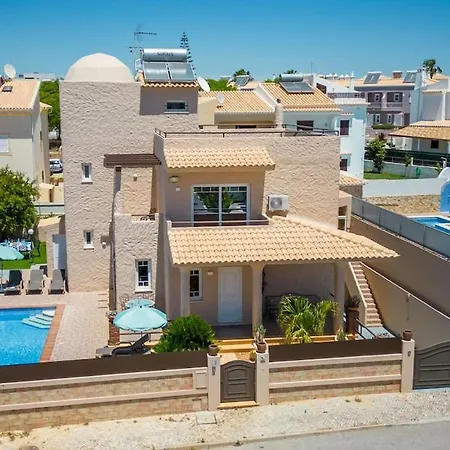 Villa Terramar - Golden & Salty