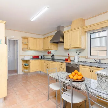 Terramar - Golden & Salty Villa *
