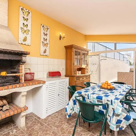 Terramar - Golden & Salty Villa